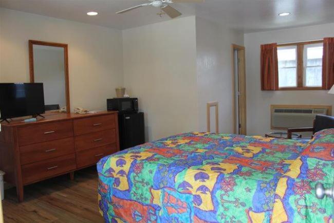 Pony Island Inn オクラコーク エクステリア 写真